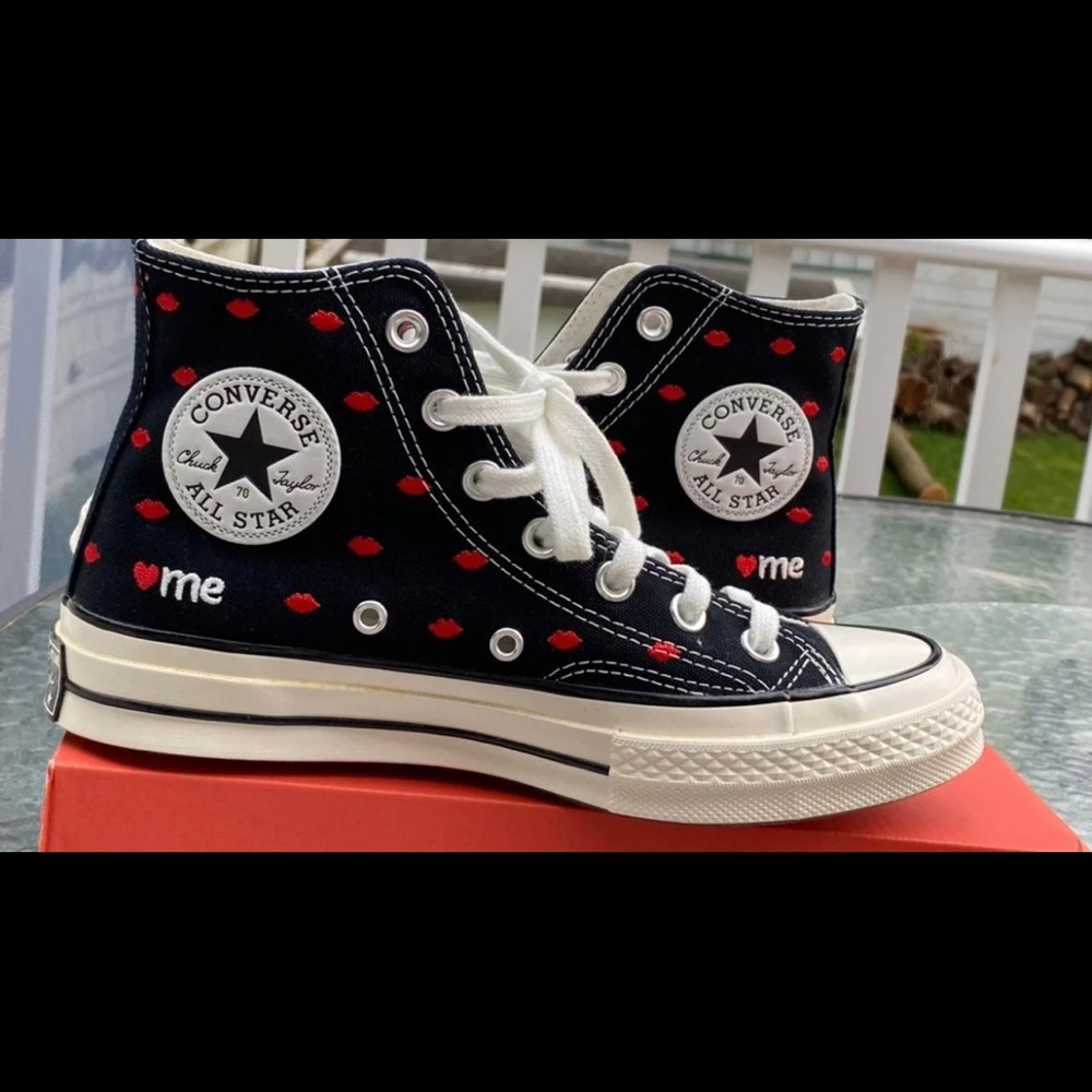 Converse